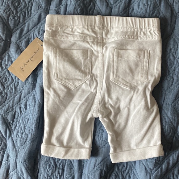 Baby Girl White Capris Size 12 Months - Picture 2 of 4